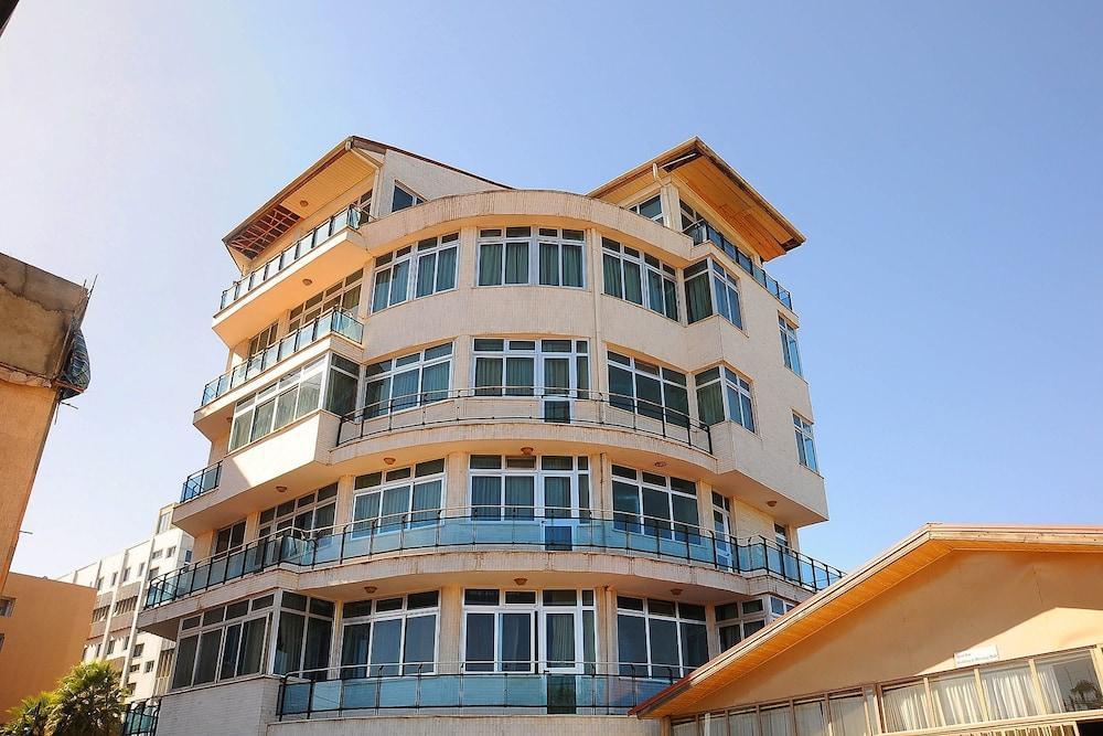 Dimitri Hotel Addis Abeba Buitenkant foto